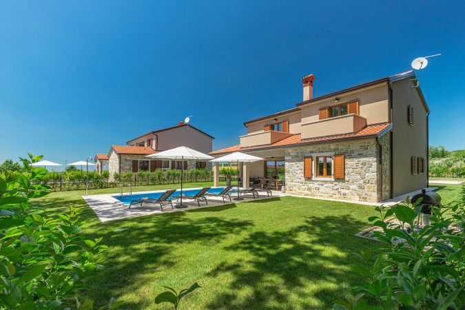 Villa Brih III, Villas Brih with pool, near Motovun, Istria, Croatia Motovun