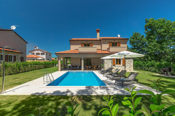 Villa Brih III, Villas Brih with pool, near Motovun, Istria, Croatia Motovun